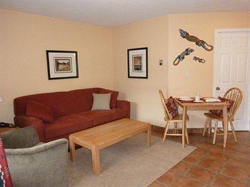 Desert Surfside Waterfront Accommodations 오소유스 외부 사진
